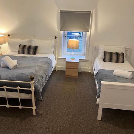 4 Bed Bungalow Near Airport EDI Eksteriør bilde