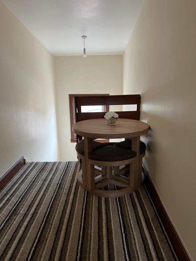 4 Bed Bungalow Near Airport EDI Eksteriør bilde