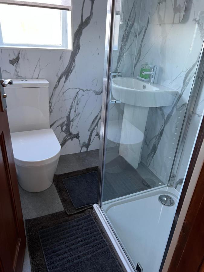 4 Bed Bungalow Near Airport EDI Eksteriør bilde