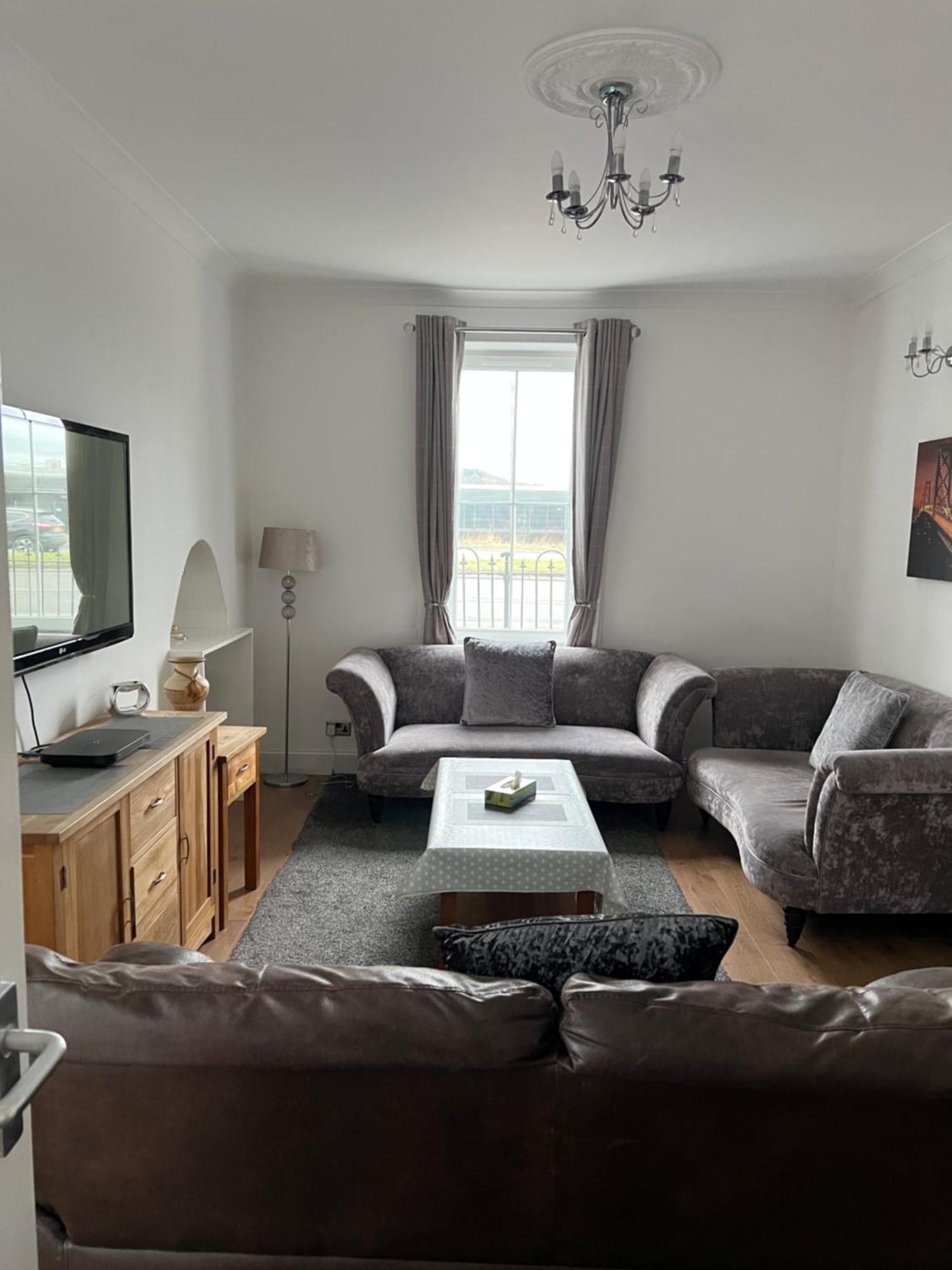 4 Bed Bungalow Near Airport EDI Eksteriør bilde